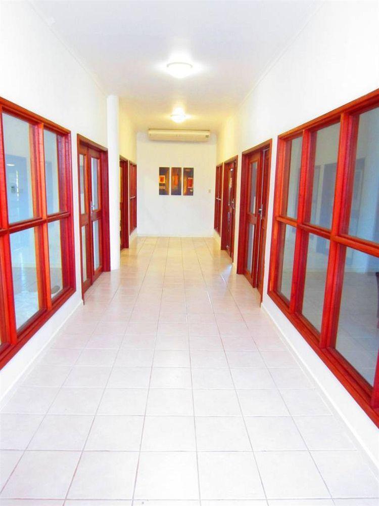 Madang Star International Hotel Kültér fotó