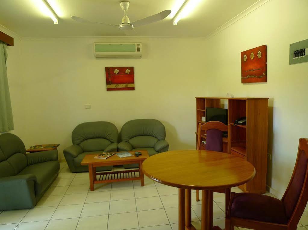 Madang Star International Hotel Kültér fotó